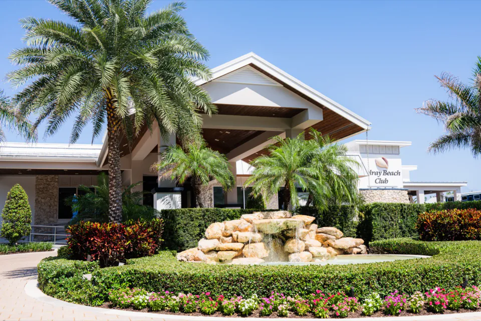 Wedding ceremony at the Delray Beach Club